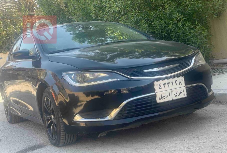 Chrysler 200